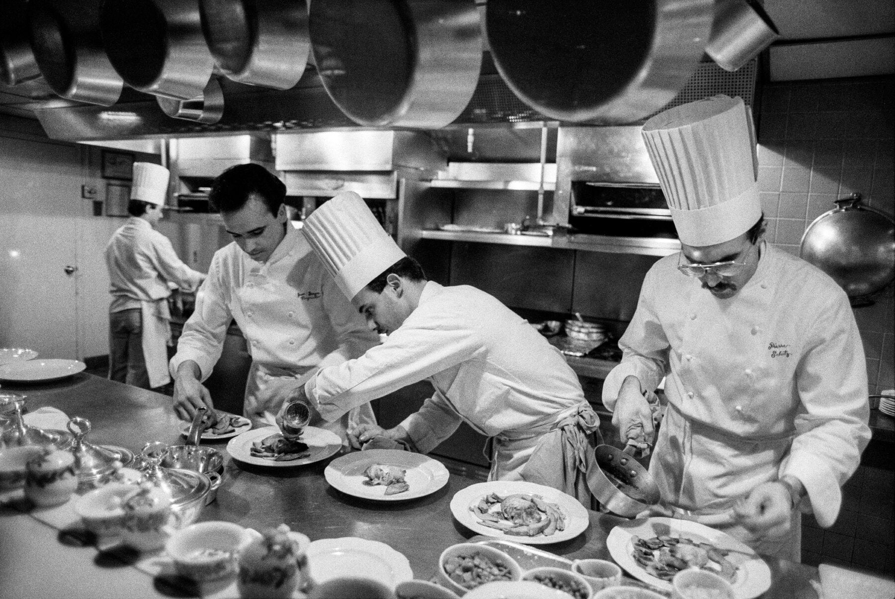 GreenChef Global — The Kitchen Hierarchy: Positions in the Kitchen – GC ...