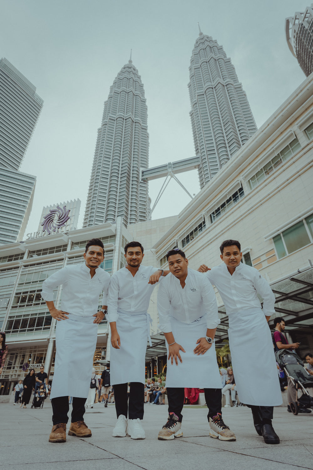 <p><strong>Trusted by chefs, worn with pride.</strong></p>