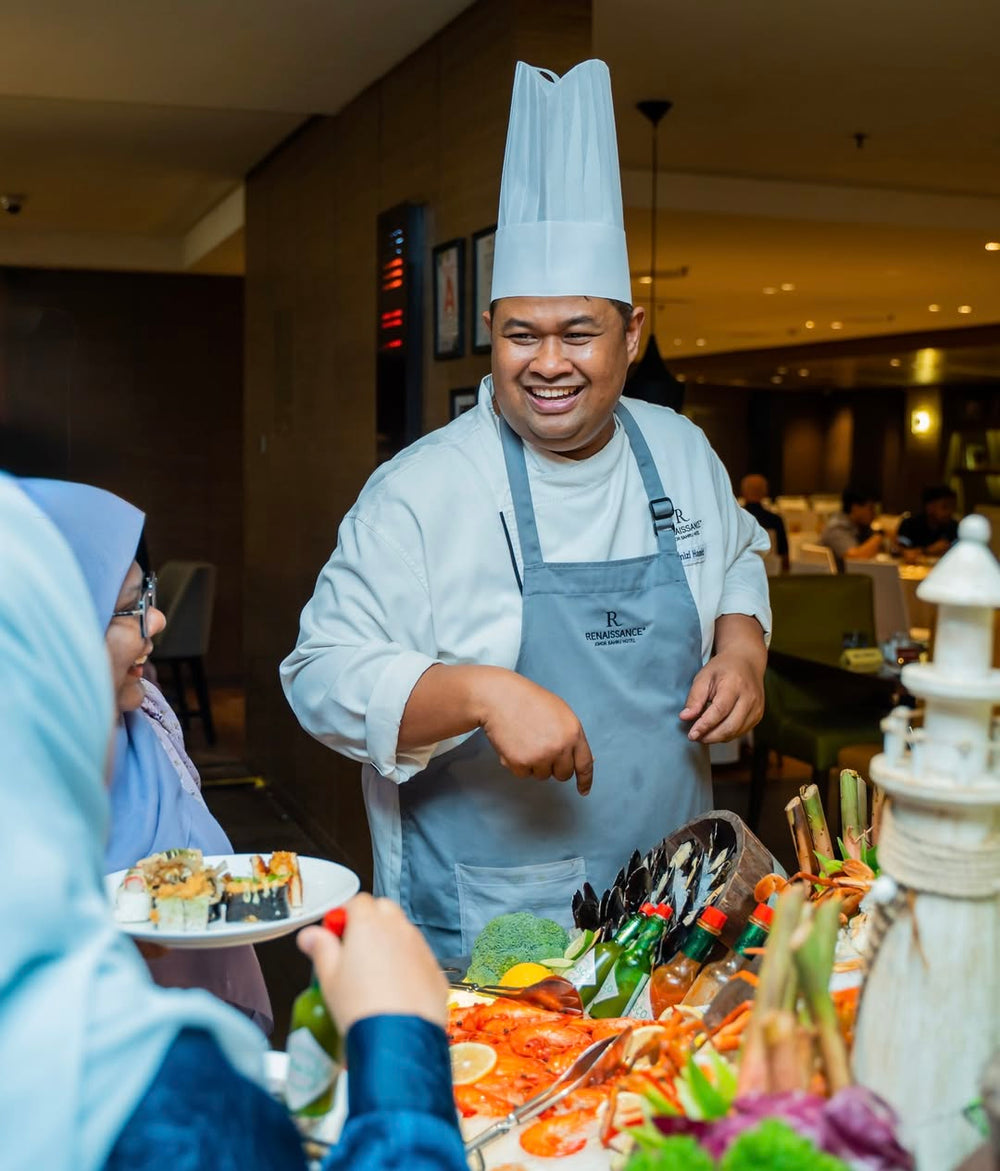 <p><strong>Trusted by chefs, worn with pride.</strong></p>