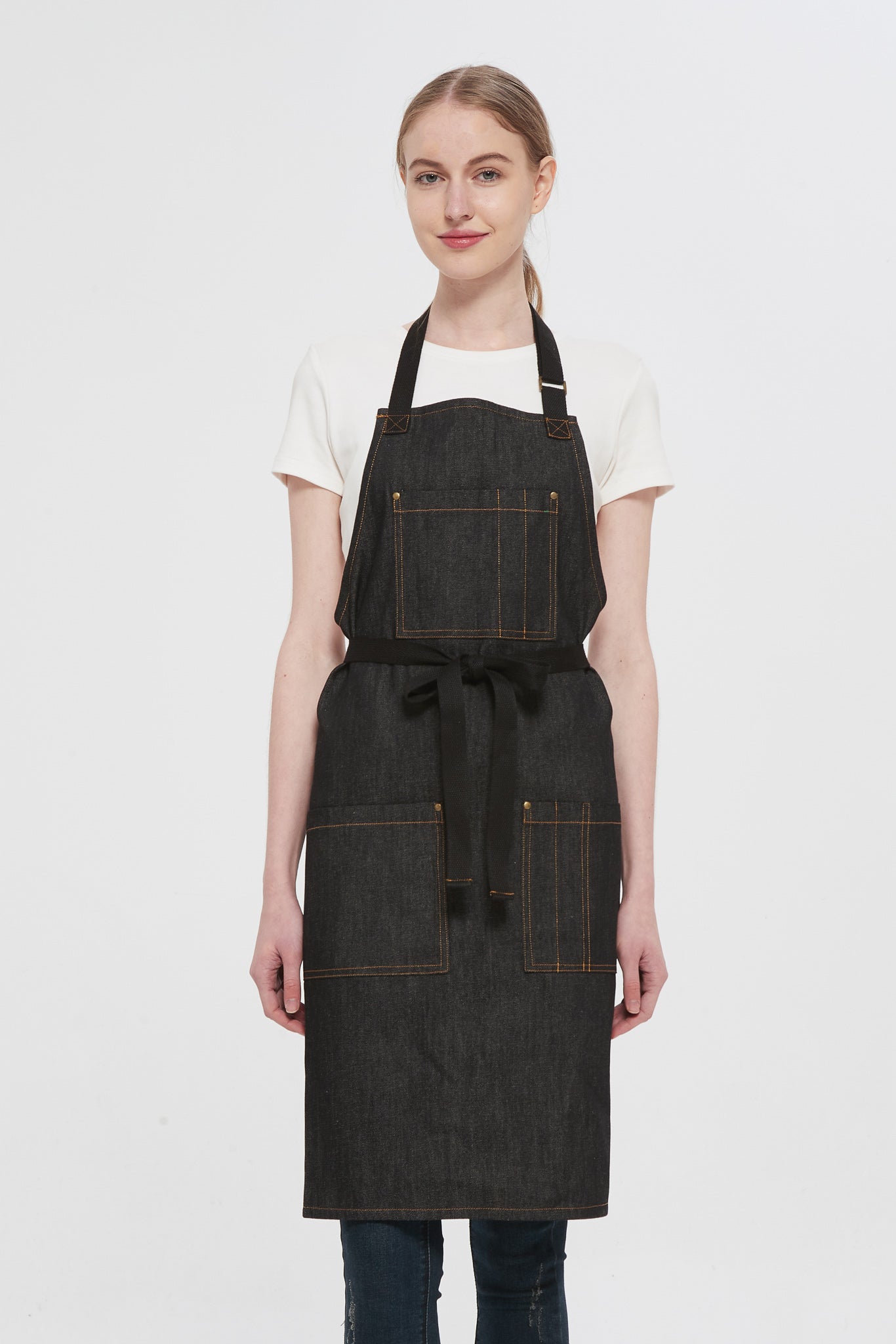 Martis Demko, Black bib apron